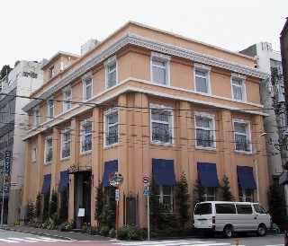 �����[��