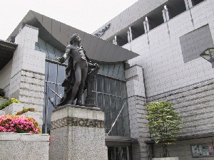 �������V���t�H�j�[�q���Y